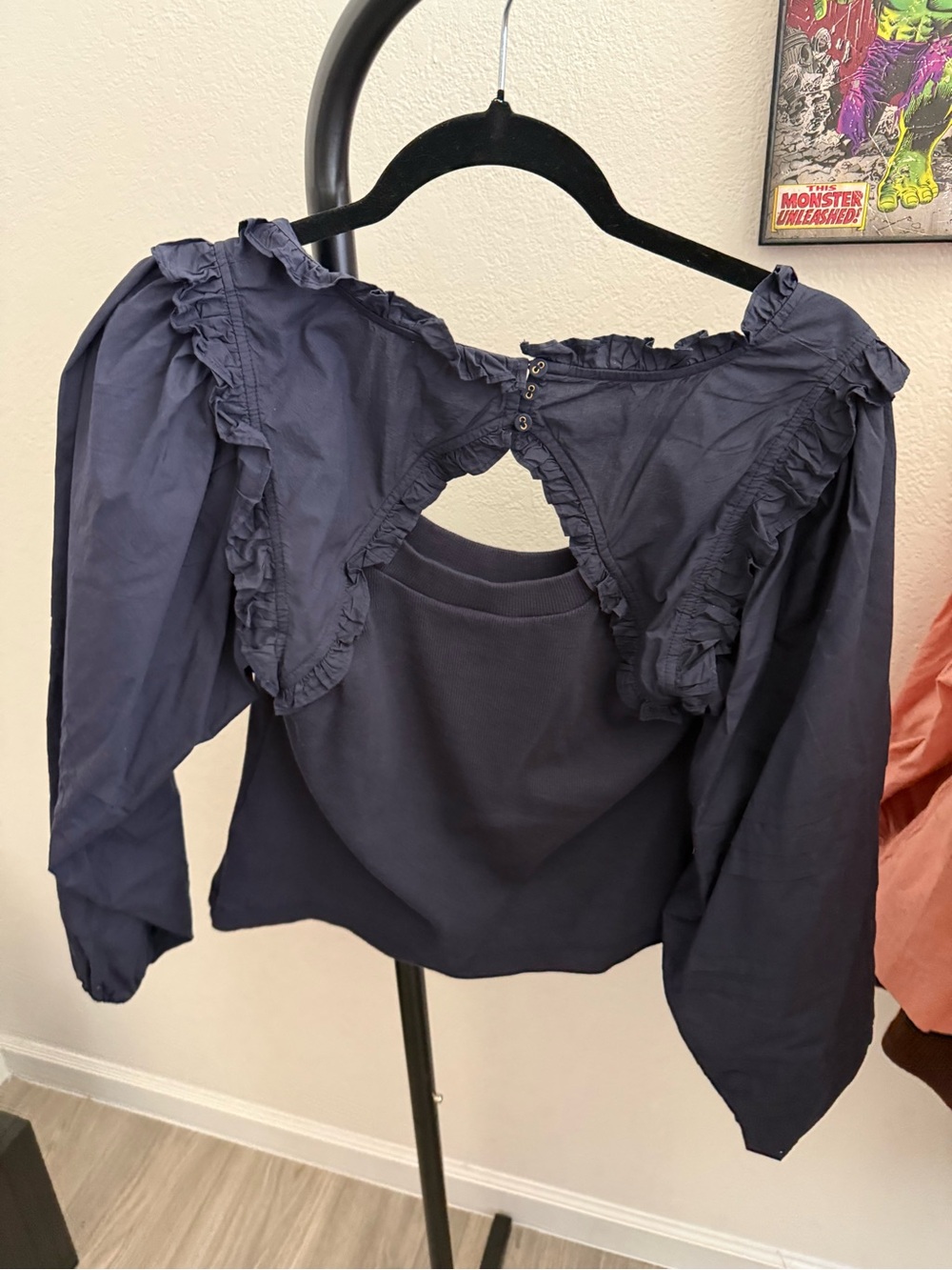 Cleobella Navy Ruffle top - Picture 4 of 4